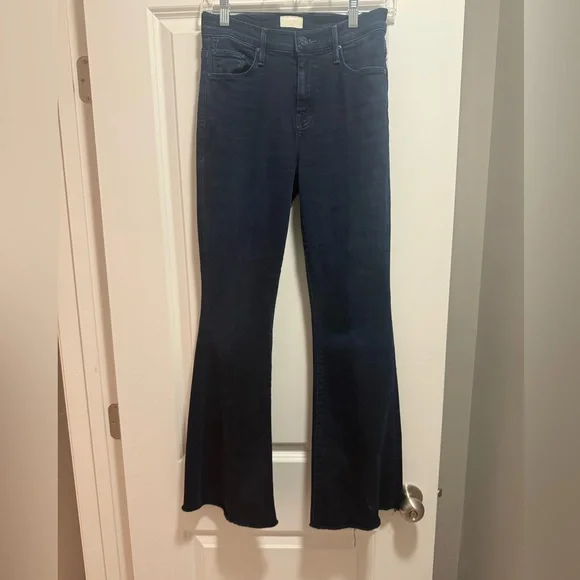 Lil Mother (Petite) Weekender Fray Jeans - Picture 8 of 13